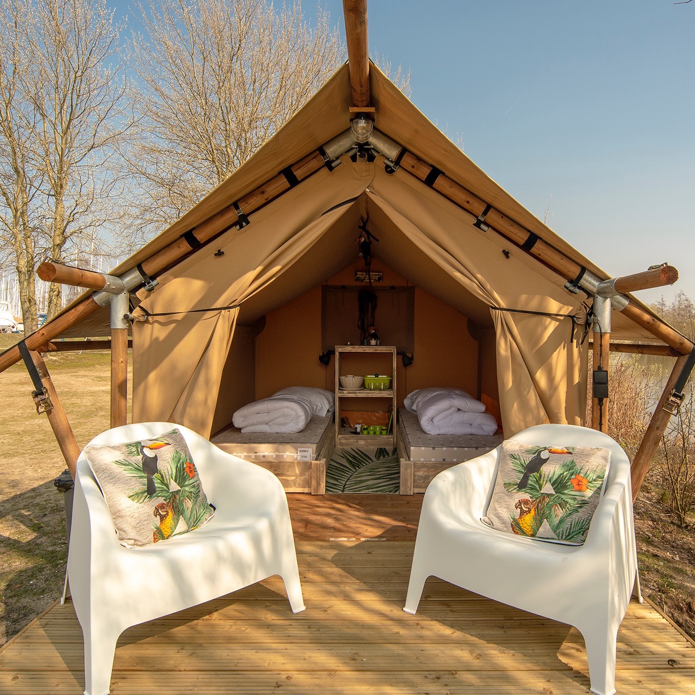 GLAMPING